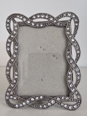 Papyrus Pewter & Swarovski Crystal Entwined Ribbon Frame